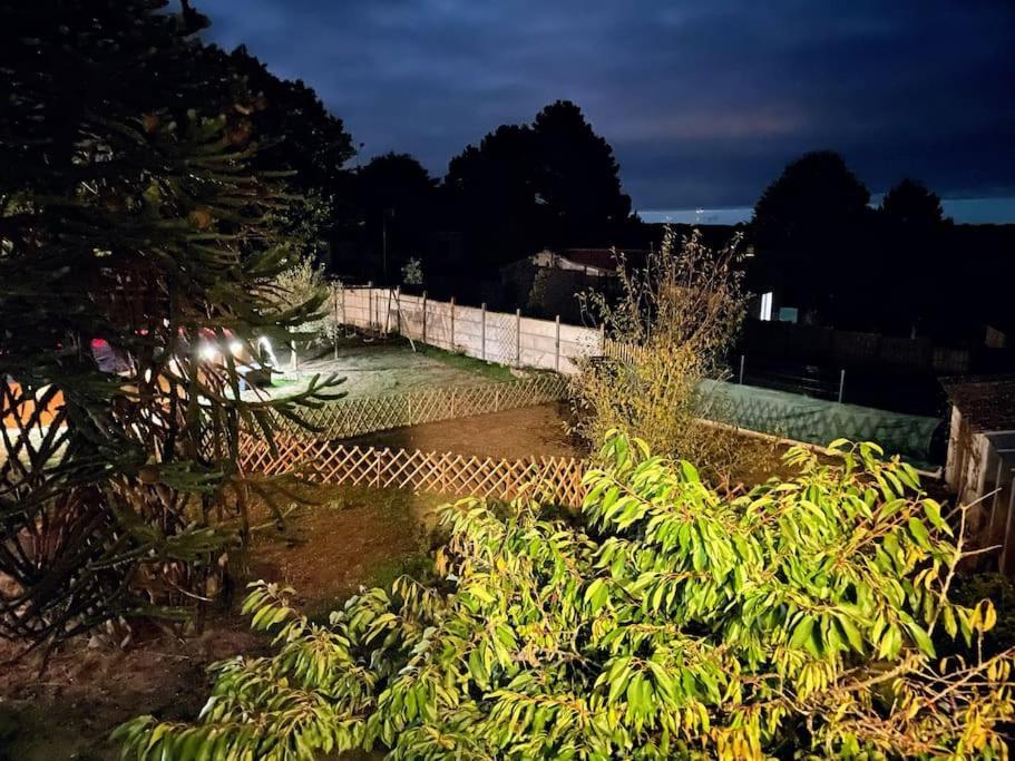 Appartement Chaleureux Au Calme Proche Du Chateau Mauleon Bagian luar foto